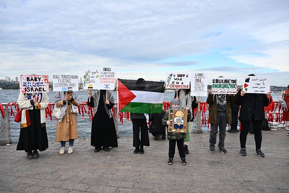 İsrail'in Gazze'ye yönelik saldırıları protesto edildi 30